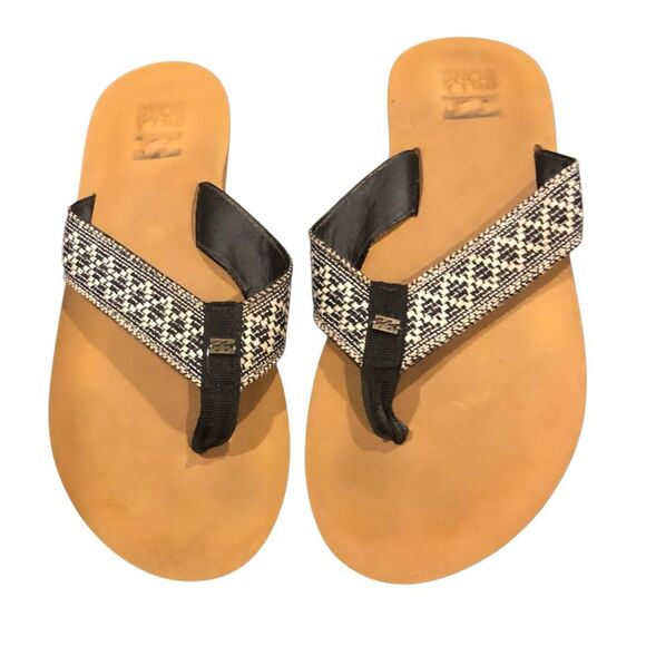 Billabong black and white woven thong sandal  Size 8  Woven Strap Sandals - Picture 2 of 5